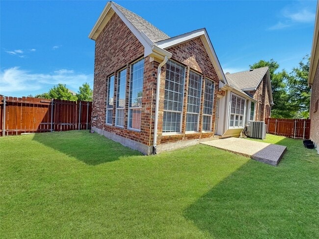 Building Photo - 5973 Country View Ln