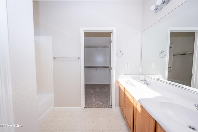 Building Photo - 3862 W Ashton Dr