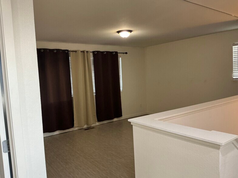 Building Photo - 10772 Sedalia Cir