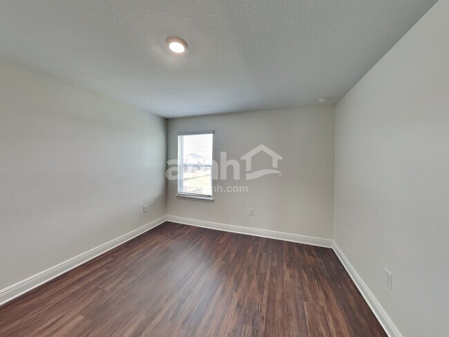 Building Photo - 14511 Cedar Trunk Ter