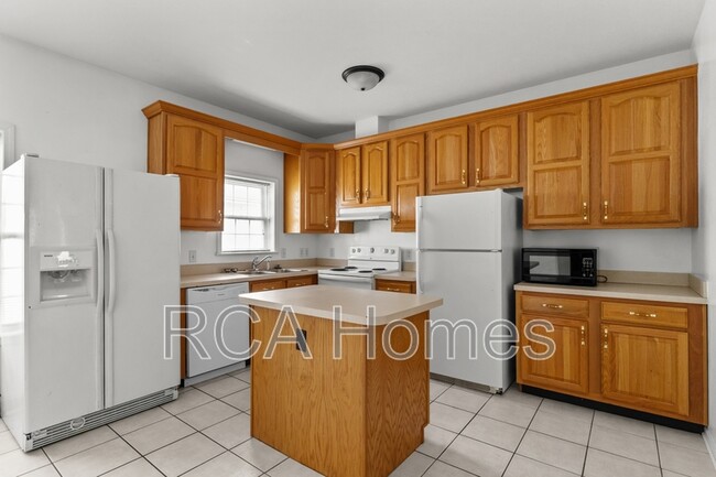 Building Photo - 246 N Belleview Pl