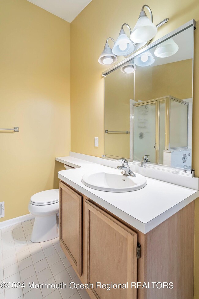 Building Photo - 707 Hatchery Ct