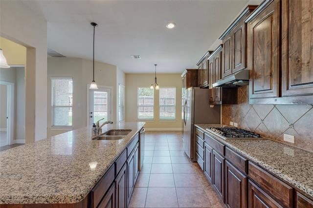 Building Photo - 10512 Wagon Wheel Way