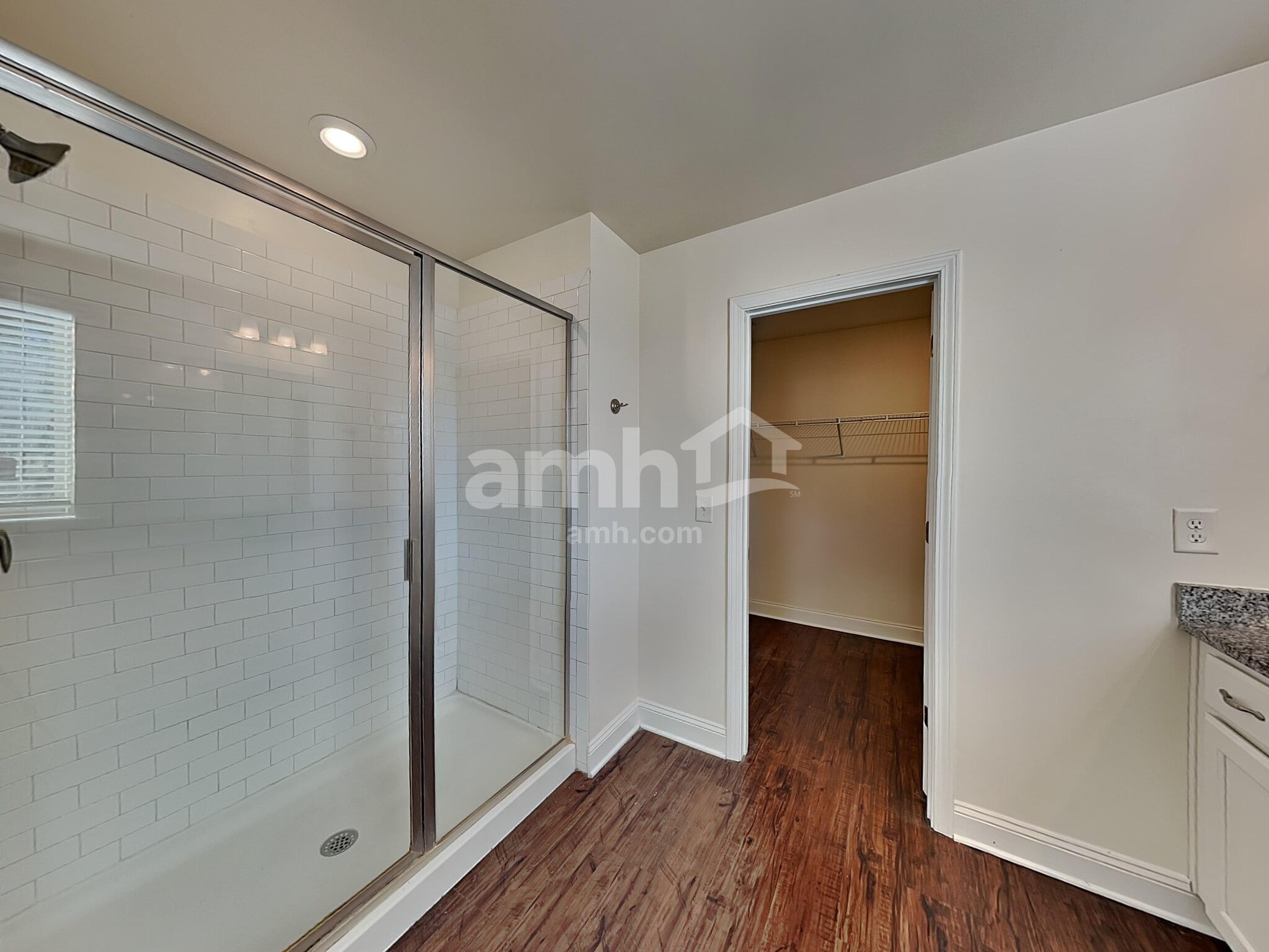 Building Photo - 1337 Weatherbrook Cir