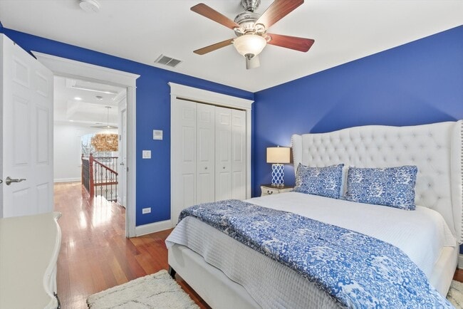 Building Photo - 395 Scott St