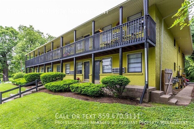 Building Photo - 468 N. Limestone-10