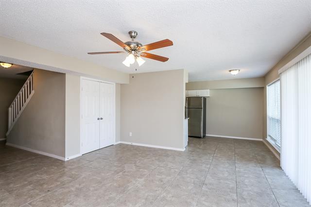 Building Photo - 4432 Ivy Dr