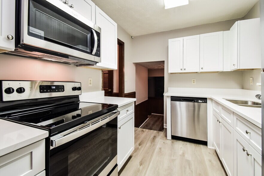 Building Photo - 2725 Westford Ct SW