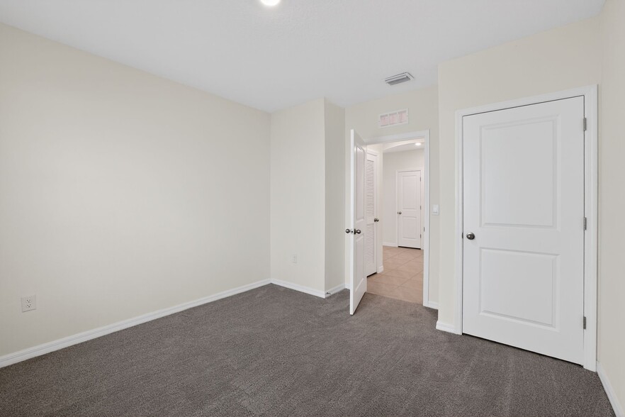 Building Photo - 34211 Jasper Stone Dr