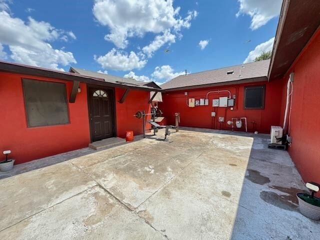 Building Photo - 712 Zebra Dr