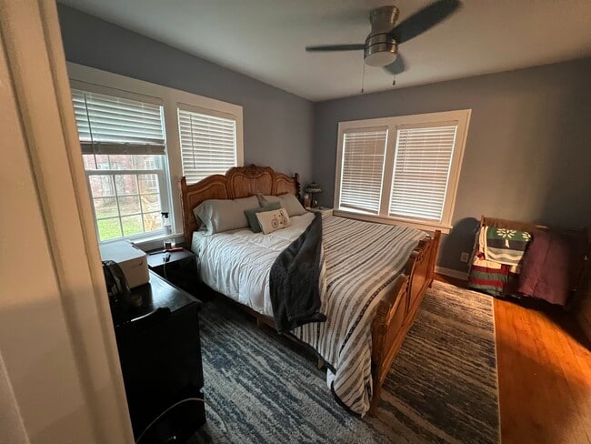 Building Photo - 213 French St