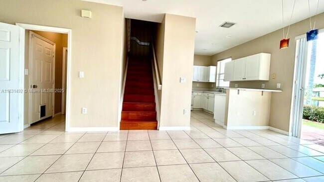 Building Photo - 677 NW 170th Terrace