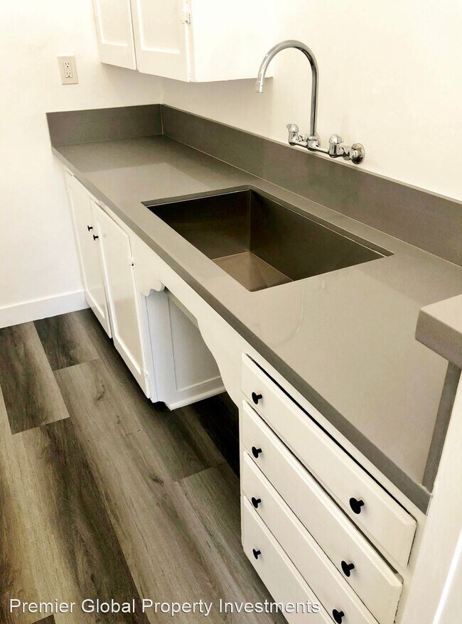 Building Photo - 2135 Fair Park Ave