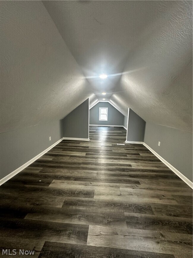 Building Photo - 3289 W 58th St