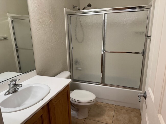 Building Photo - Three bedroom 2 bath home in 55+ community