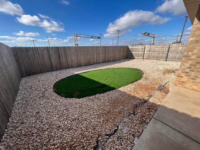 Building Photo - 1902 Langford Ave