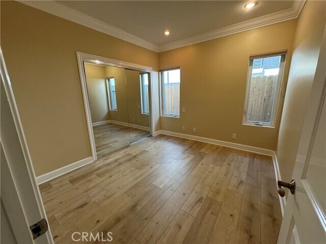 Building Photo - 4510 Seashore Dr