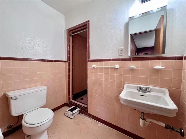 Building Photo - 3423 Perryton Dr