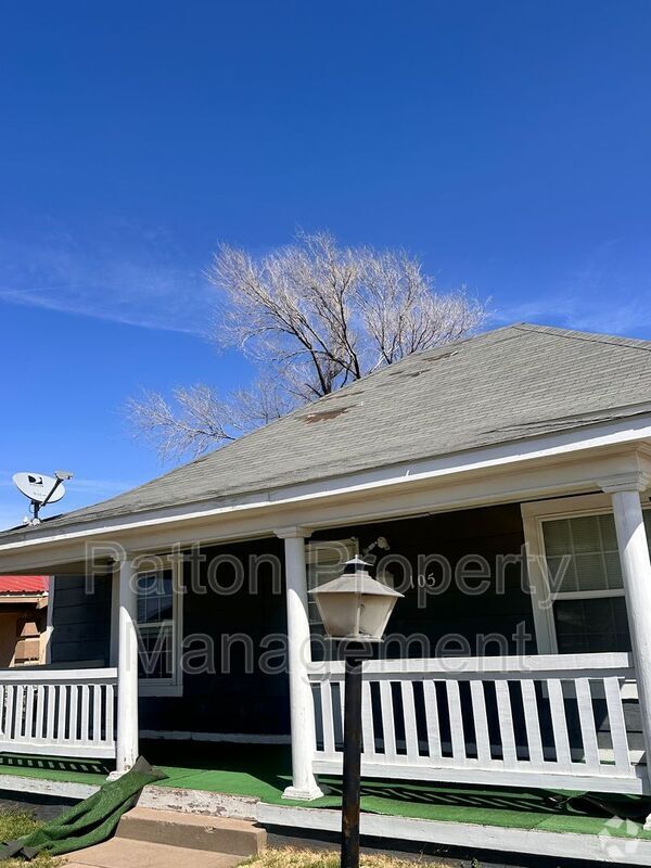 Building Photo - 105 S Fairmont St