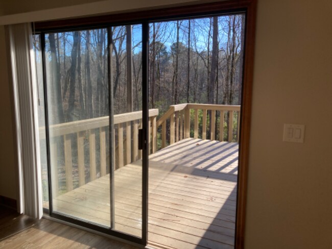 Building Photo - 290 Hambridge Ct