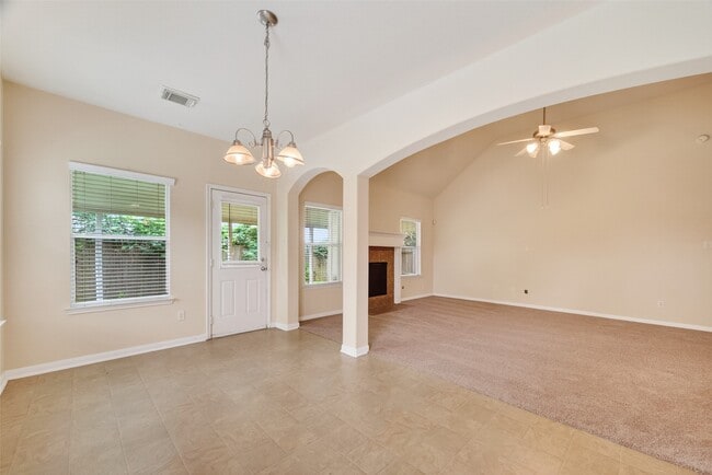Building Photo - 24603 Colonial Elm Dr