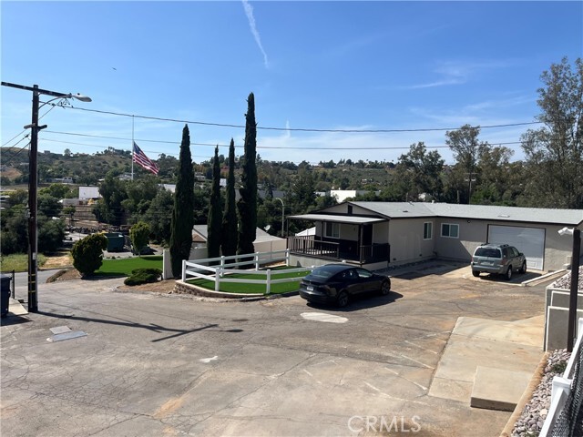 Building Photo - 9335 Chimney Rock Ln