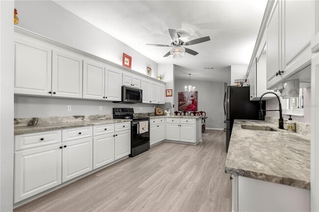 Building Photo - 9916 SE 175th Pl