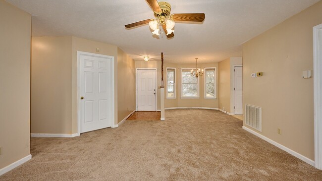 Building Photo - For Rent: 3BR, 2BA home with garage for rent.