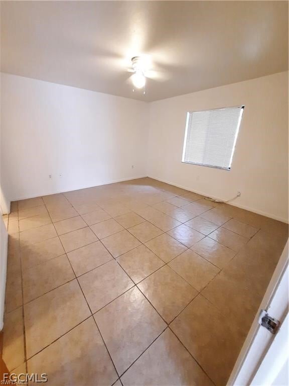 Building Photo - 937 SE 24th Ave