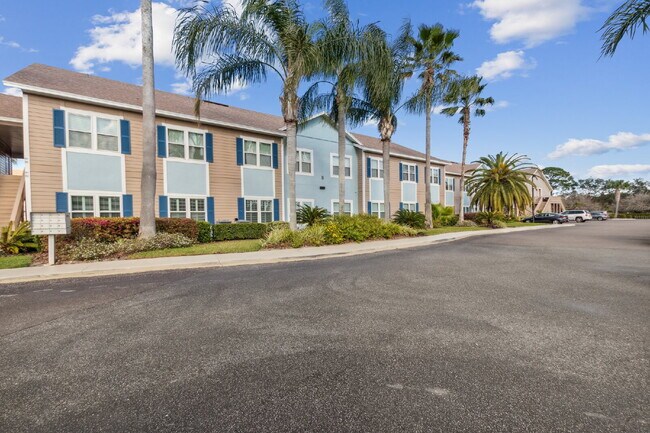 Building Photo - For Rent-  2nd months rent is FREE!!!!