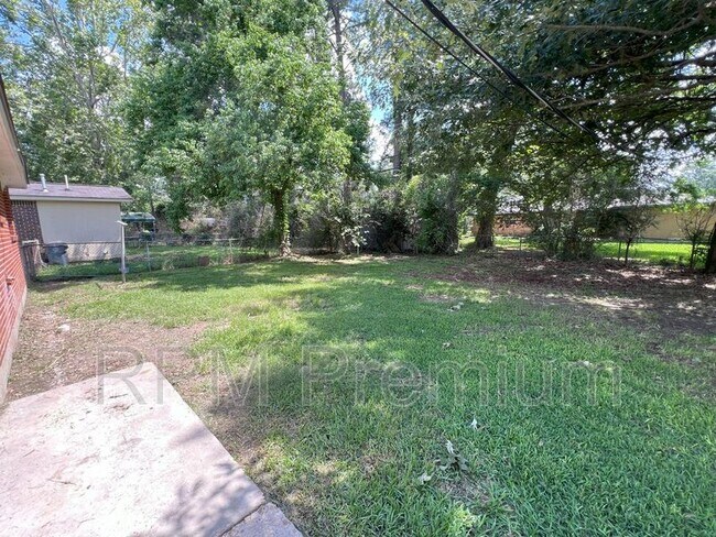 Building Photo - 6132 Pontotoc St