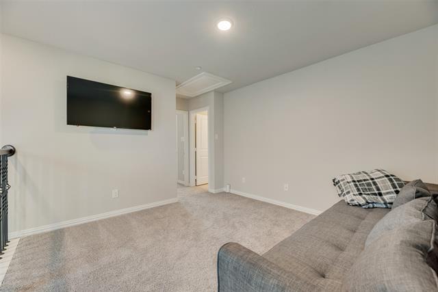 Building Photo - 3028 Willow Wood Ct