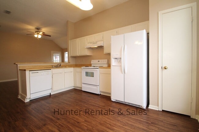 Building Photo - Inviting 3-Bedroom Home in North Killeen – Move-In Ready