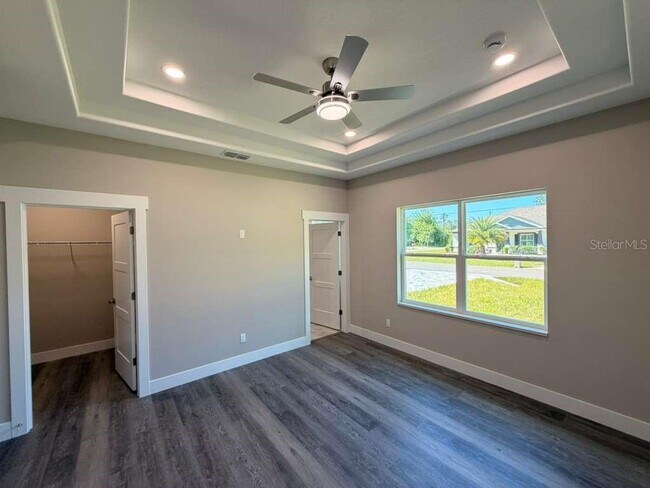 Building Photo - 2 Slate Wood Ct