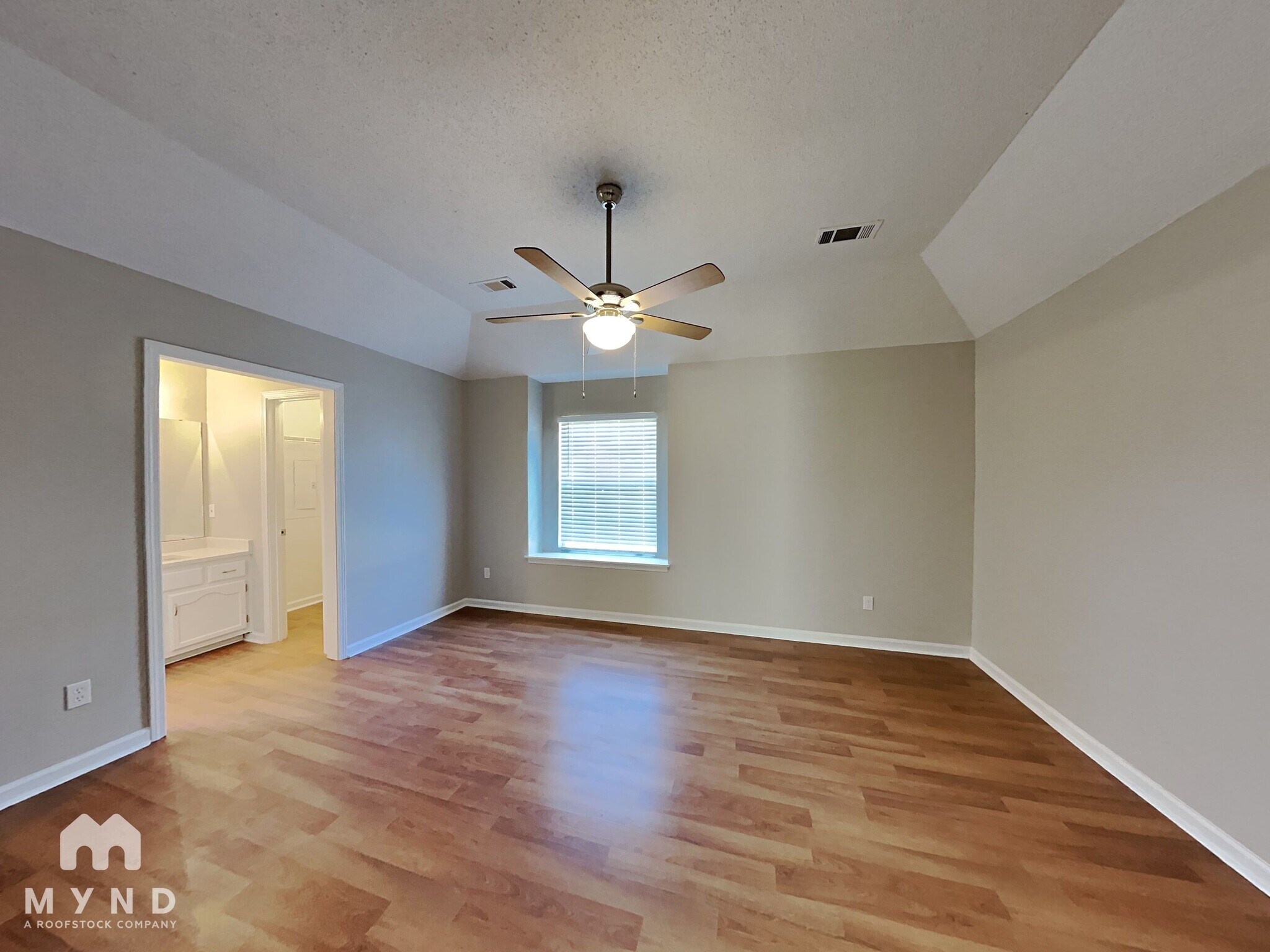 Building Photo - 6717 Elmore Woods Ln