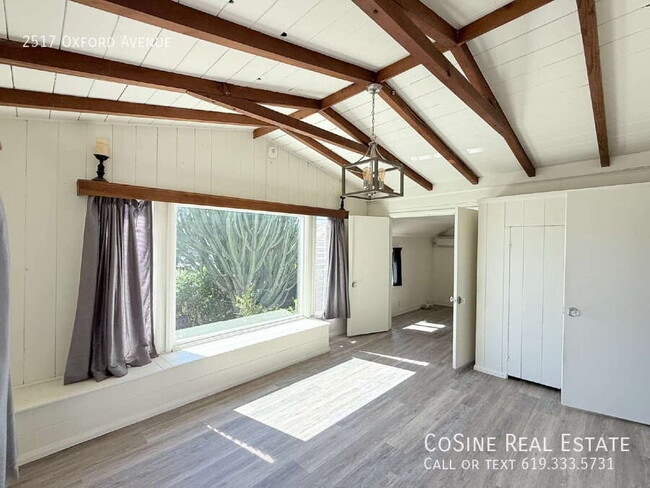 Building Photo - 2517 Oxford Ave