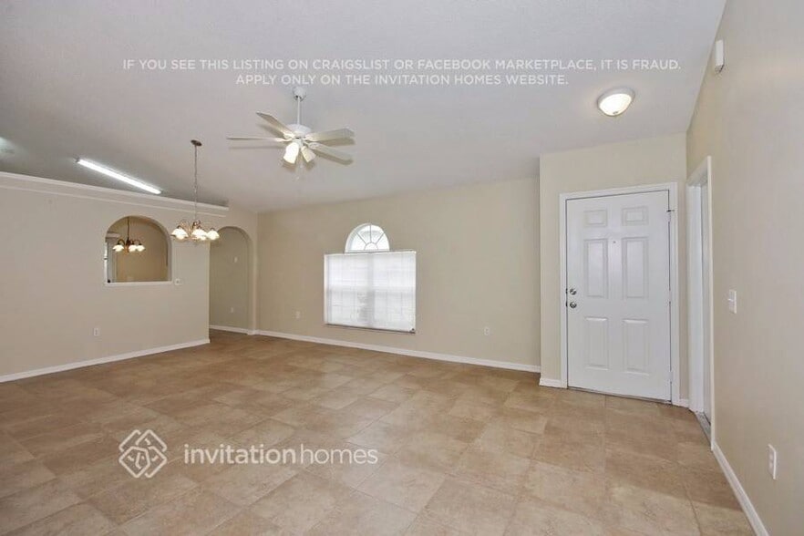Building Photo - 438 Cadenza Dr
