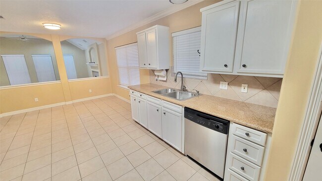 Building Photo - 3702 Mystic Cir
