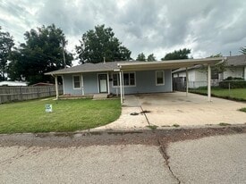 Building Photo - 5103 N Beaver Ave
