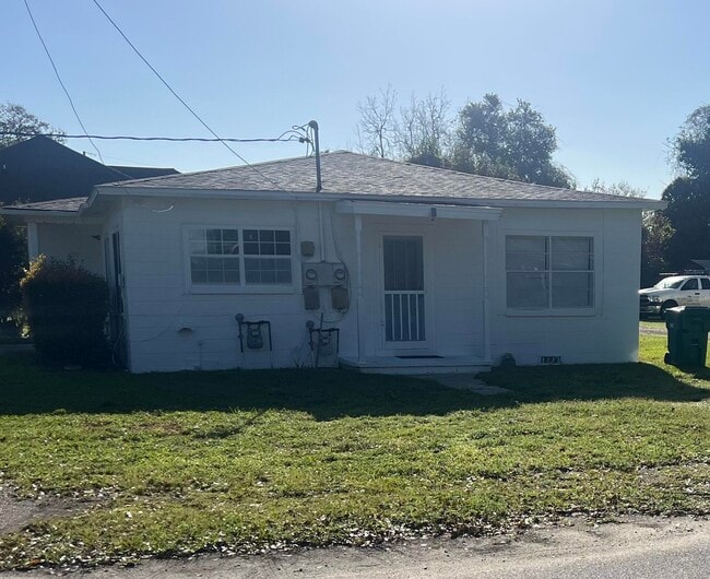 Building Photo - 131 Patrick Dr