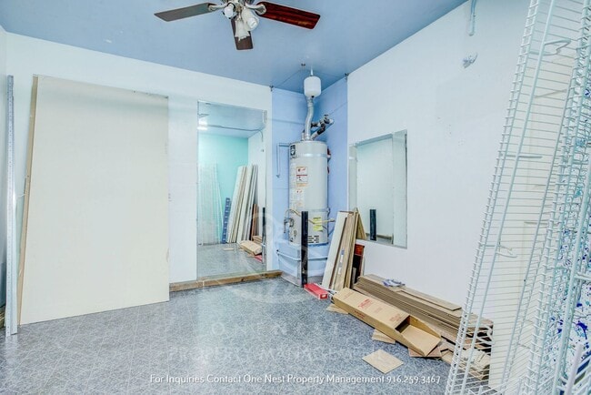 Building Photo - Huge home, Lincoln Crossing - walking dist...