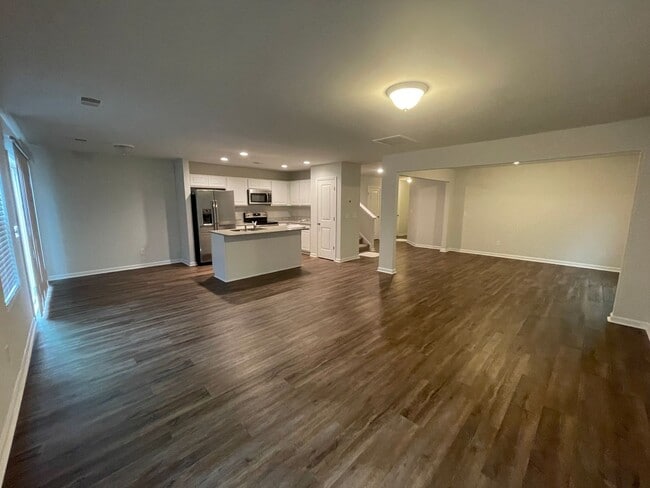 Building Photo - 2237 Trakand Dr