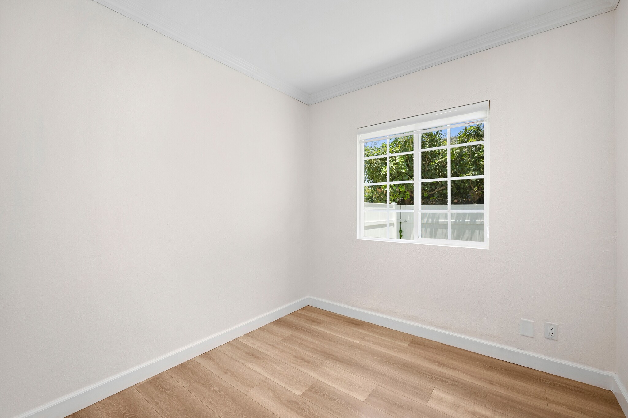 Building Photo - 13700 Branford St