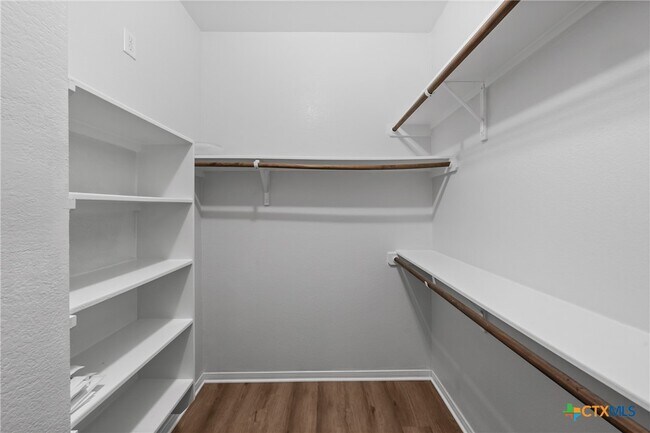 Building Photo - 519 Wyndham Hill Pkwy