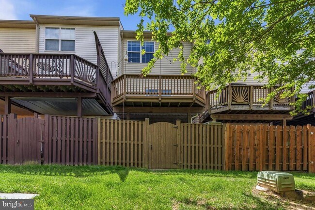 Building Photo - 3575 Sherbrooke Cir