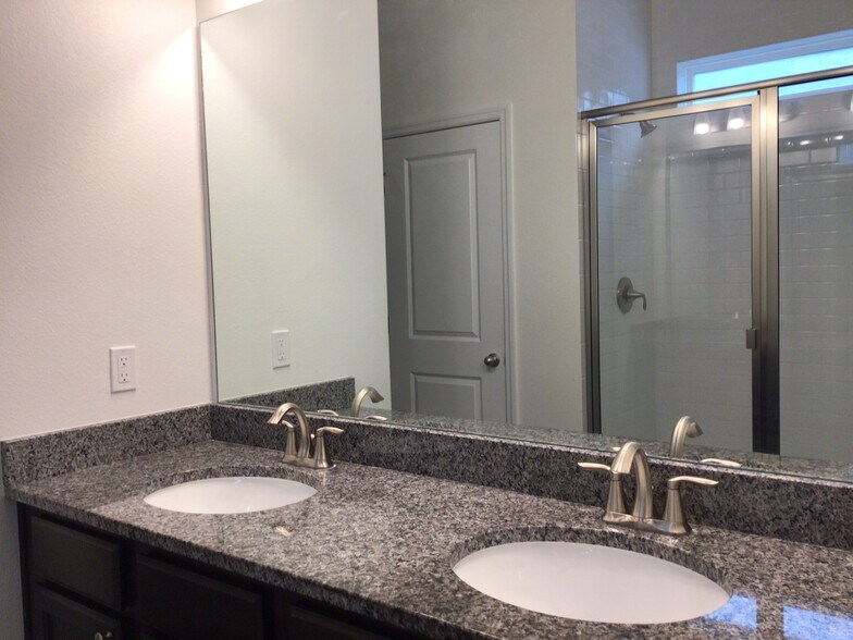 Building Photo - 1415 Celery Palm Cove