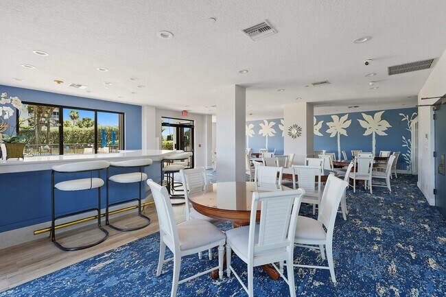 Building Photo - 2800 N Hwy A1A