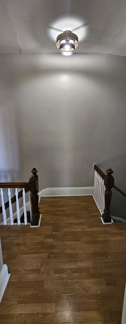 Building Photo - Large house with a nice layout welcome Home