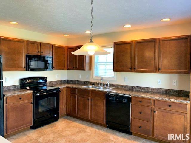 Building Photo - 4879 Imperial Dr