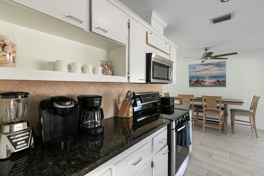 Building Photo - 3520 Bolero Way